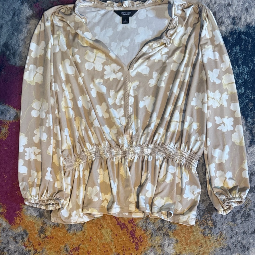 Simply Vera Vera Wang Beige Floral Blouse